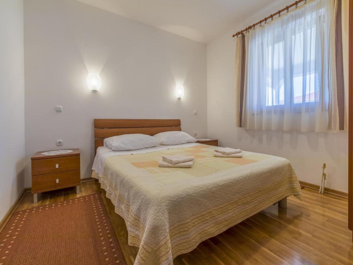 קריקווניצה Apartments Dino מראה חיצוני תמונה