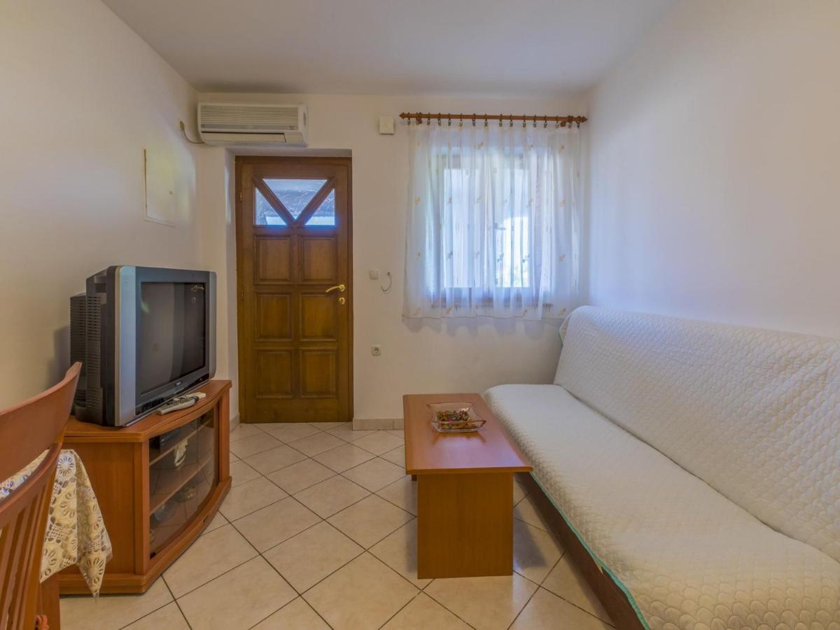 קריקווניצה Apartments Dino מראה חיצוני תמונה