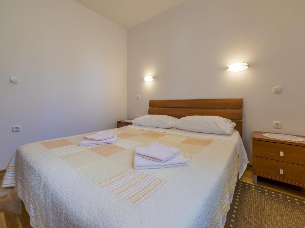 קריקווניצה Apartments Dino מראה חיצוני תמונה